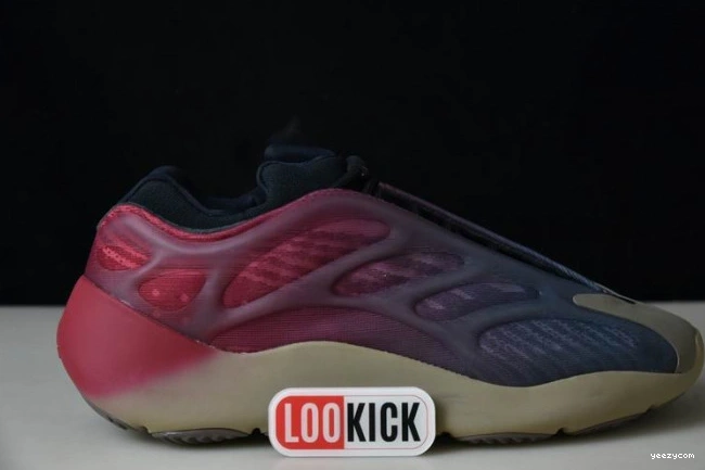 GW1814 Adidas V3 Fade Carbon 700 Yeezy 0822